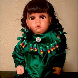 Collective Indian dolls.